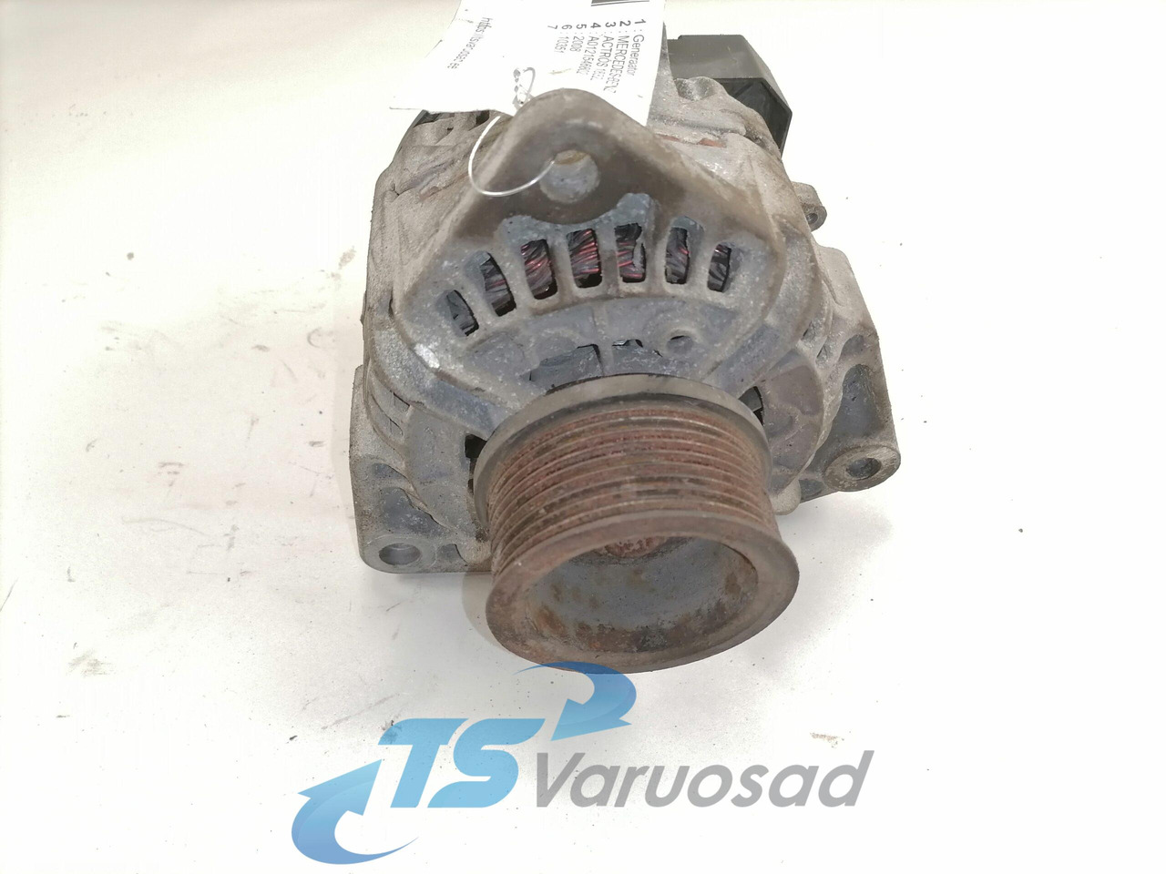 Mercedes-Benz Alternator A0121546802 - Alternateur pour Camion: photos 3 Mercedes-Benz Alternator A0121546802 - Alternateur pour Camion: photos 3