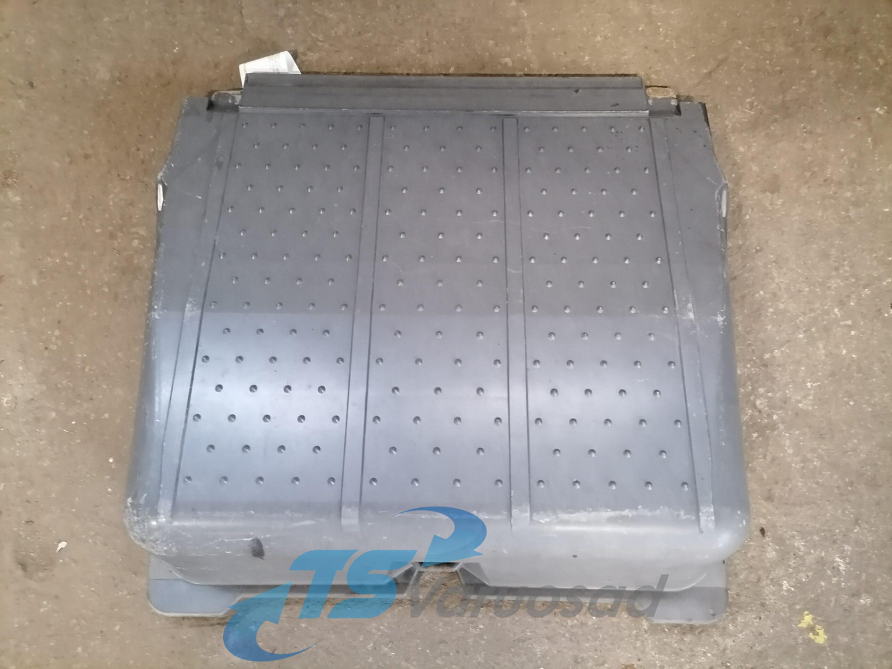 Mercedes-Benz Battery cover A9415410103 - Accumulateur pour Camion: photos 4 Mercedes-Benz Battery cover A9415410103 - Accumulateur pour Camion: photos 4