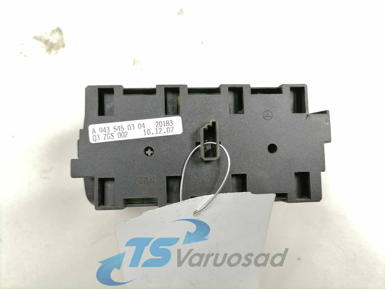 Mercedes-Benz Lüliti, differentsiaalilukk A9435450304 - Cabine pour Camion: photos 3 Mercedes-Benz Lüliti, differentsiaalilukk A9435450304 - Cabine pour Camion: photos 3