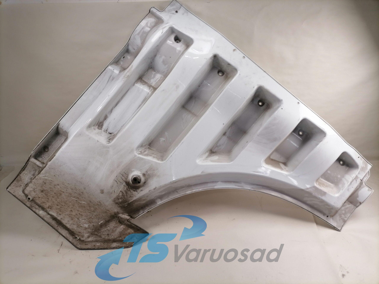 Mercedes-Benz Ukse pikendus, parem A9607201001 - Portière et pièces pour Camion: photos 2 Mercedes-Benz Ukse pikendus, parem A9607201001 - Portière et pièces pour Camion: photos 2