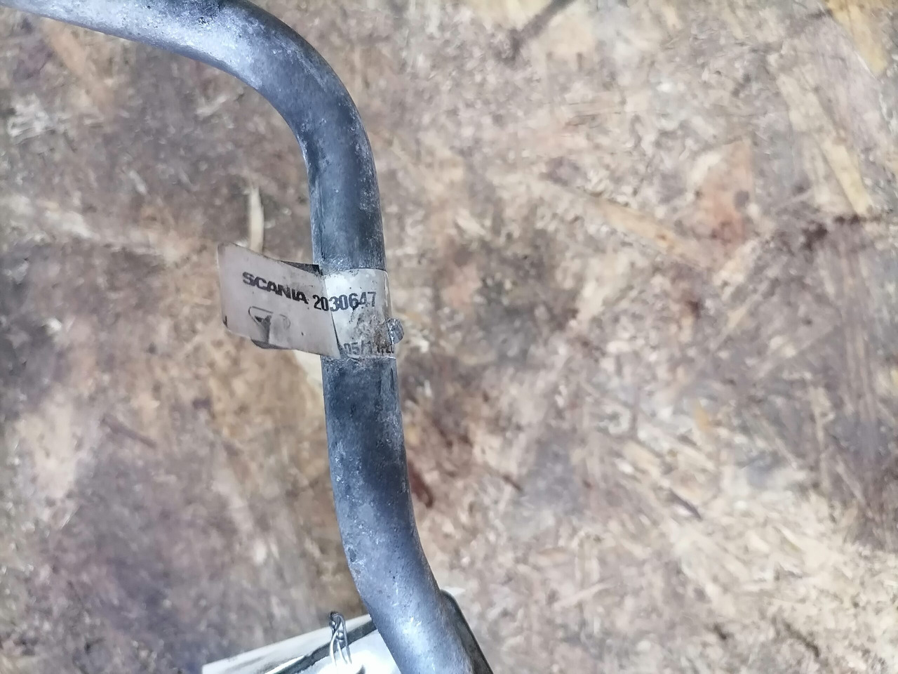 Scania A/C pipe 2030647 - Chauffage/ Ventilation pour Camion: photos 5 Scania A/C pipe 2030647 - Chauffage/ Ventilation pour Camion: photos 5
