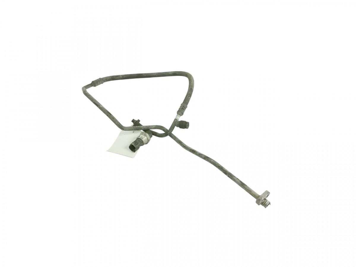 Scania A/C pipe 2105750 - Chauffage/ Ventilation pour Camion: photos 1 Scania A/C pipe 2105750 - Chauffage/ Ventilation pour Camion: photos 1