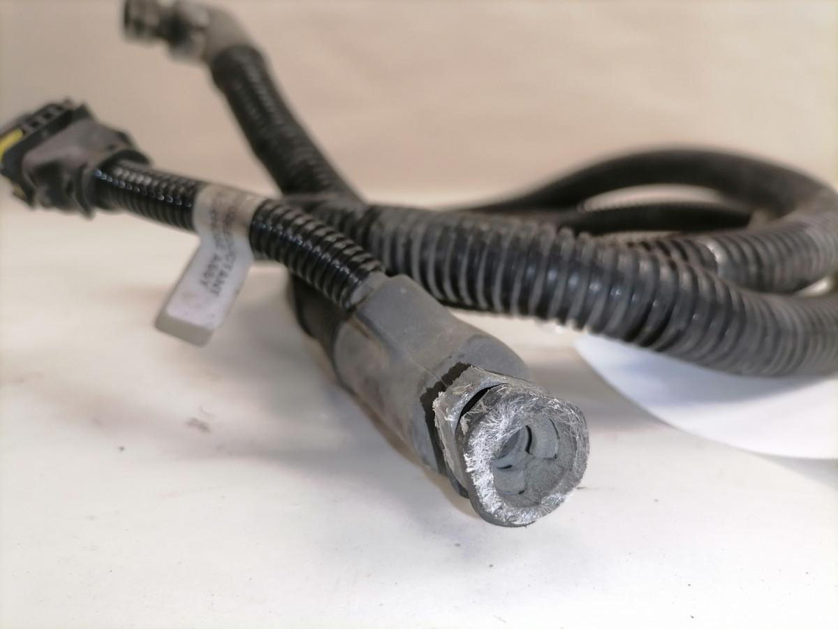 Scania Ad Blue cable 2255631 - Préparation du carburant pour Camion: photos 4 Scania Ad Blue cable 2255631 - Préparation du carburant pour Camion: photos 4