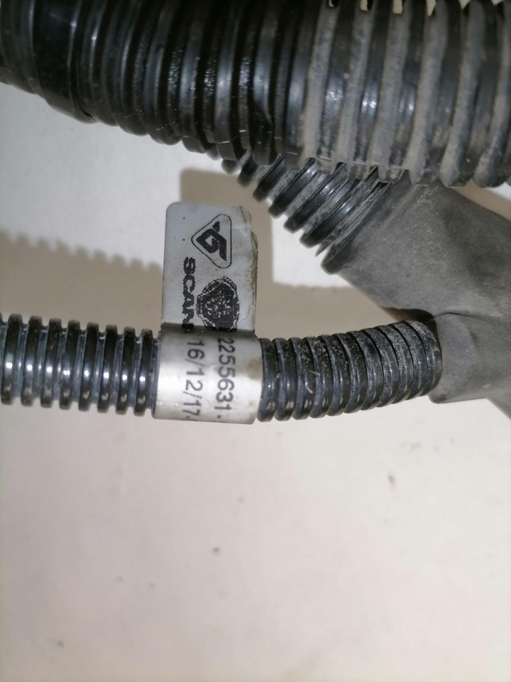 Scania Ad Blue cable 2255631 - Préparation du carburant pour Camion: photos 3 Scania Ad Blue cable 2255631 - Préparation du carburant pour Camion: photos 3