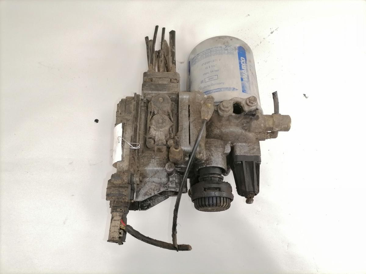 Scania Air dryer 2308777 - Valve de frein pour Camion: photos 4 Scania Air dryer 2308777 - Valve de frein pour Camion: photos 4