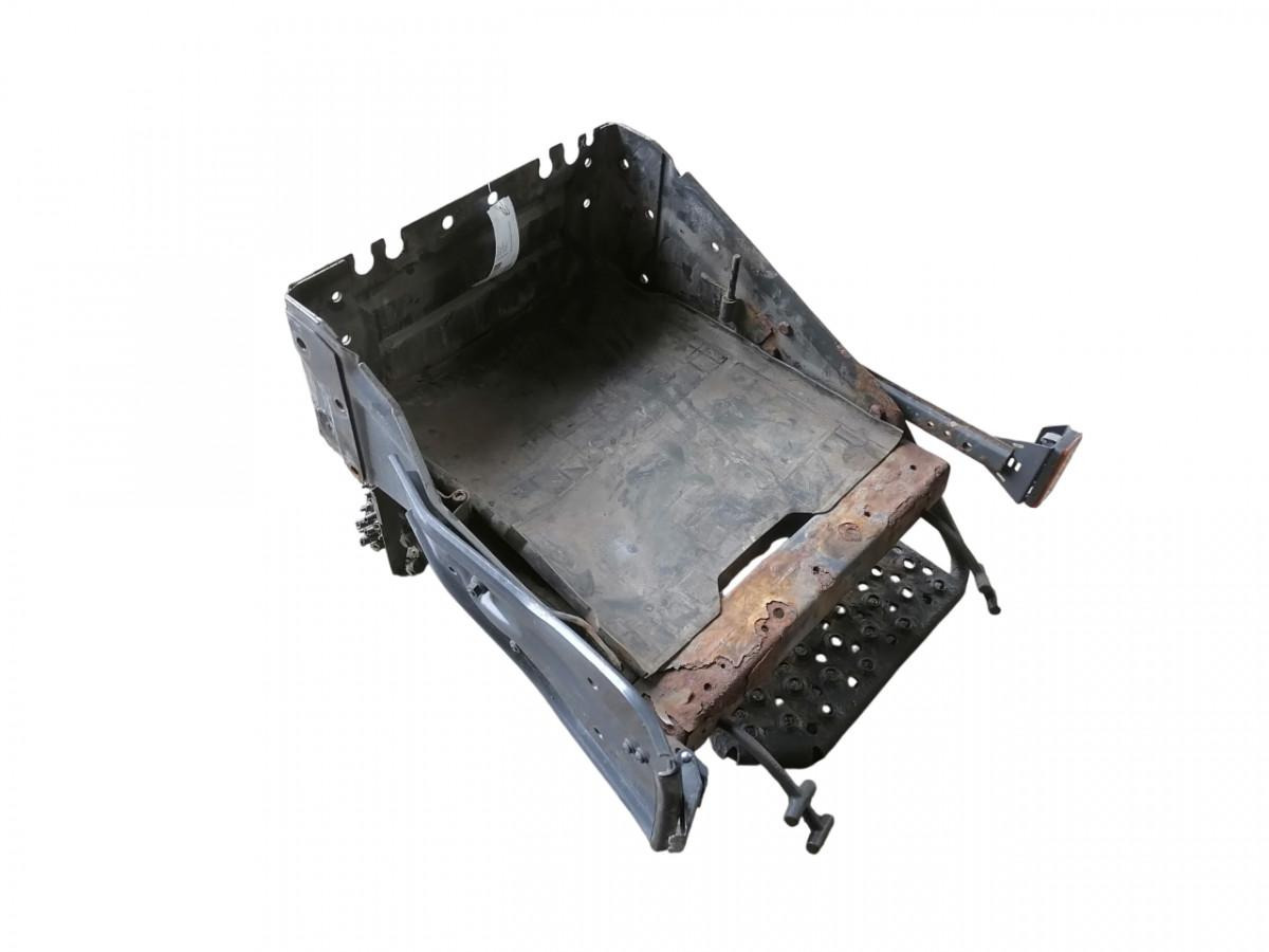 Scania Battery box 2140666 - Accumulateur pour Camion: photos 1 Scania Battery box 2140666 - Accumulateur pour Camion: photos 1