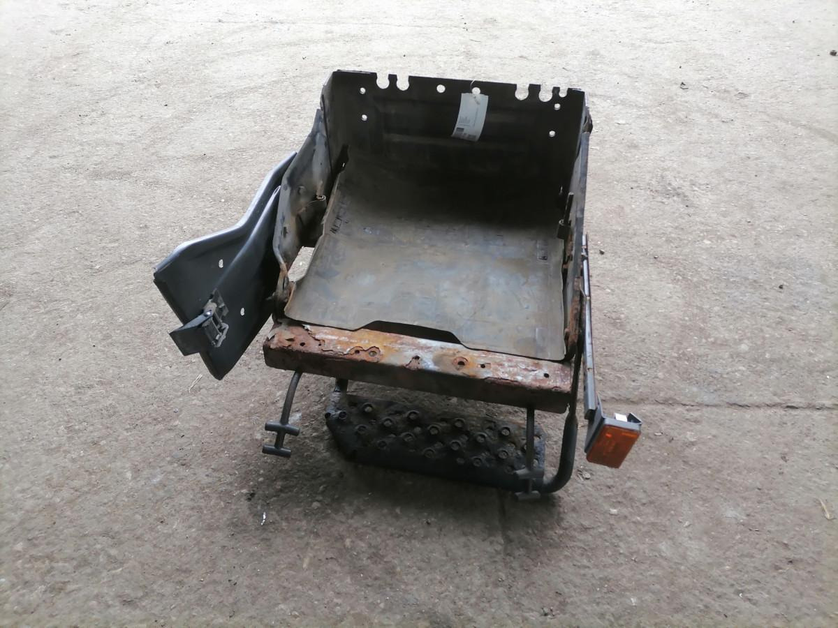Scania Battery box 2140666 - Accumulateur pour Camion: photos 4 Scania Battery box 2140666 - Accumulateur pour Camion: photos 4