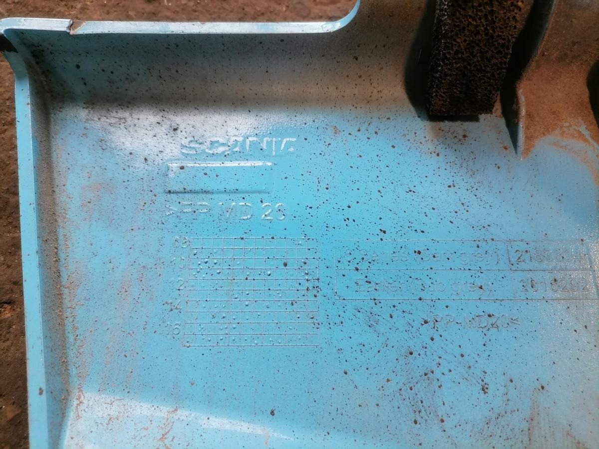 Scania Battery cover 2183304 - Accumulateur pour Camion: photos 3 Scania Battery cover 2183304 - Accumulateur pour Camion: photos 3