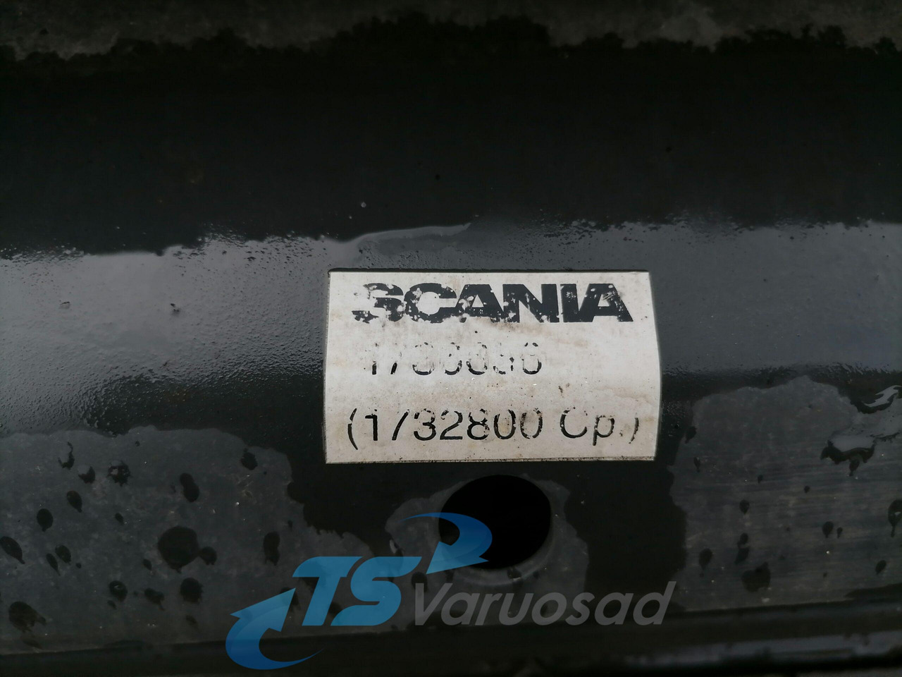 Scania Bumper 1736656 - Pare-chocs pour Camion: photos 5 Scania Bumper 1736656 - Pare-chocs pour Camion: photos 5
