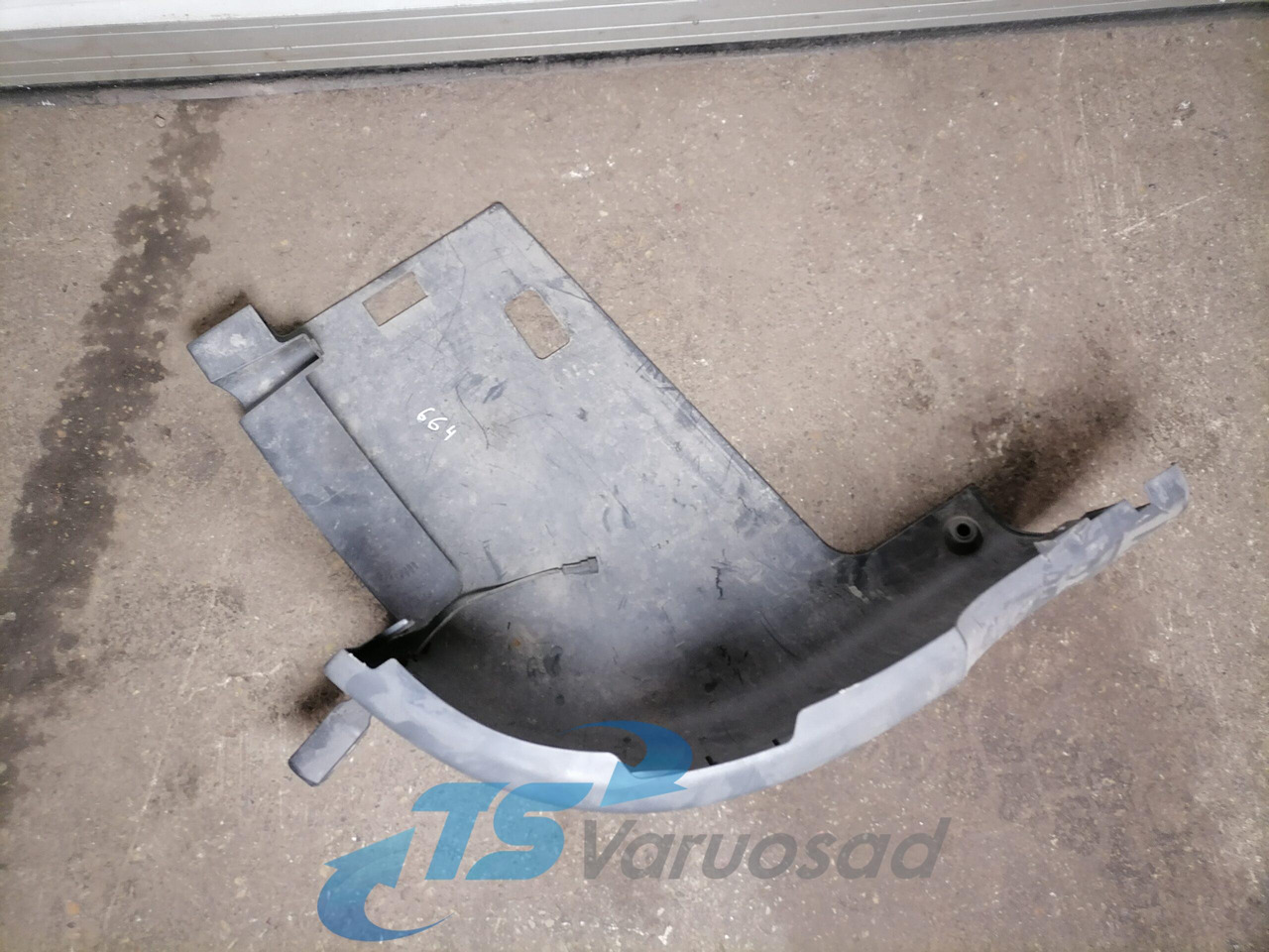 Scania Bumper cover 1884915 - Angle de pare-chocs pour Camion: photos 3 Scania Bumper cover 1884915 - Angle de pare-chocs pour Camion: photos 3