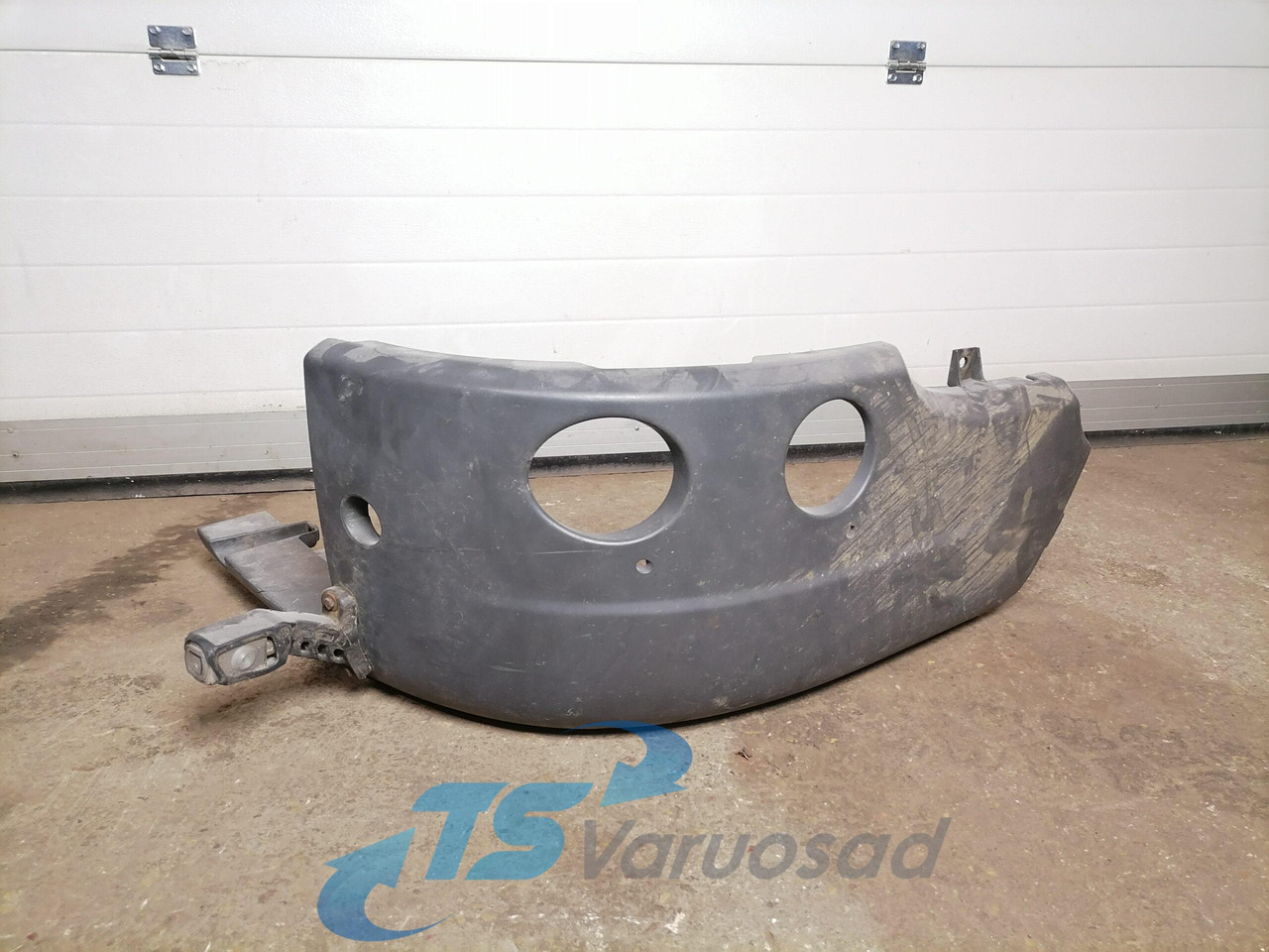 Scania Bumper cover 1884915 - Angle de pare-chocs pour Camion: photos 2 Scania Bumper cover 1884915 - Angle de pare-chocs pour Camion: photos 2