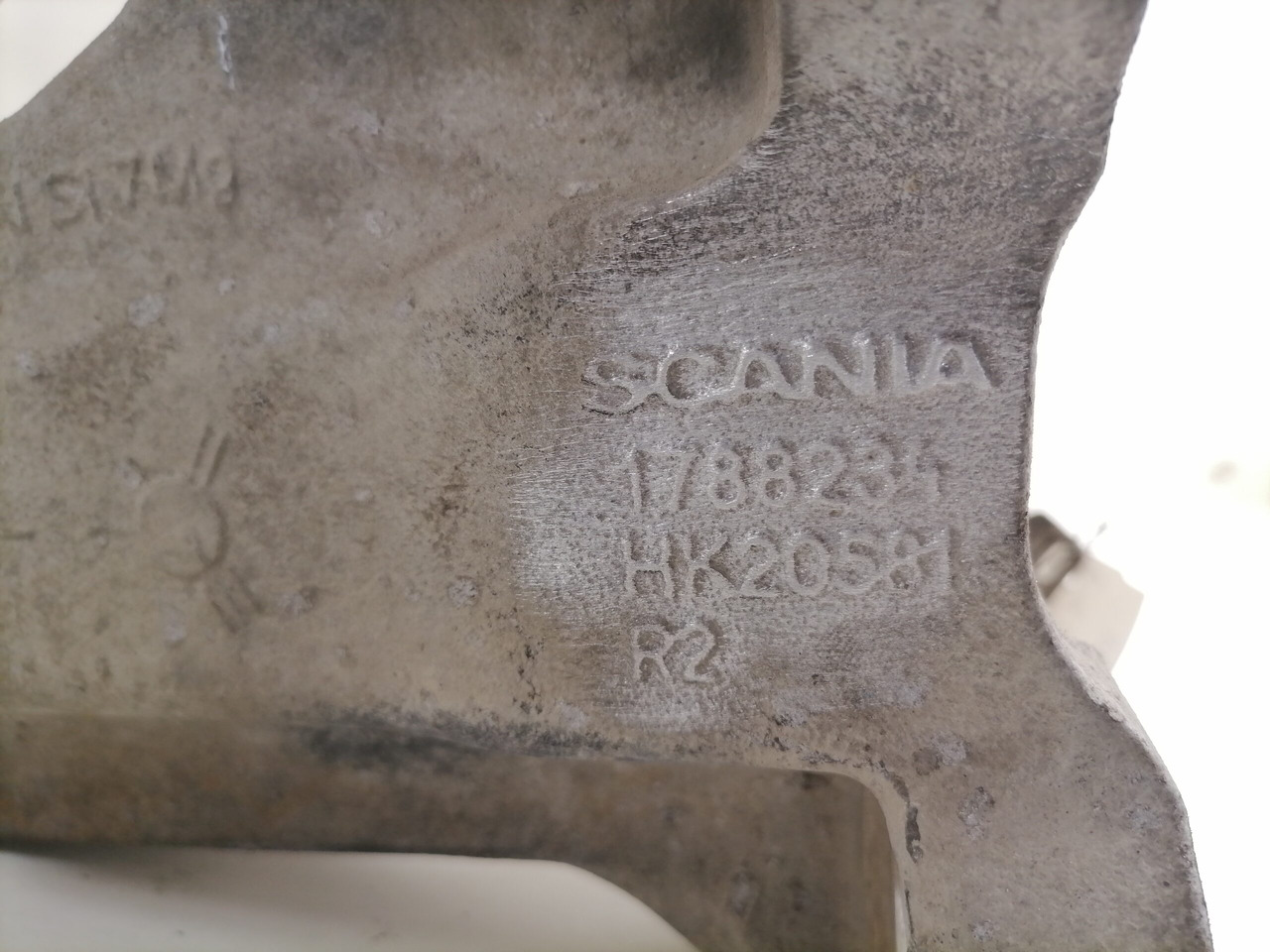 Scania Cab carrier 1788234 - Suspension de cabine pour Camion: photos 5 Scania Cab carrier 1788234 - Suspension de cabine pour Camion: photos 5