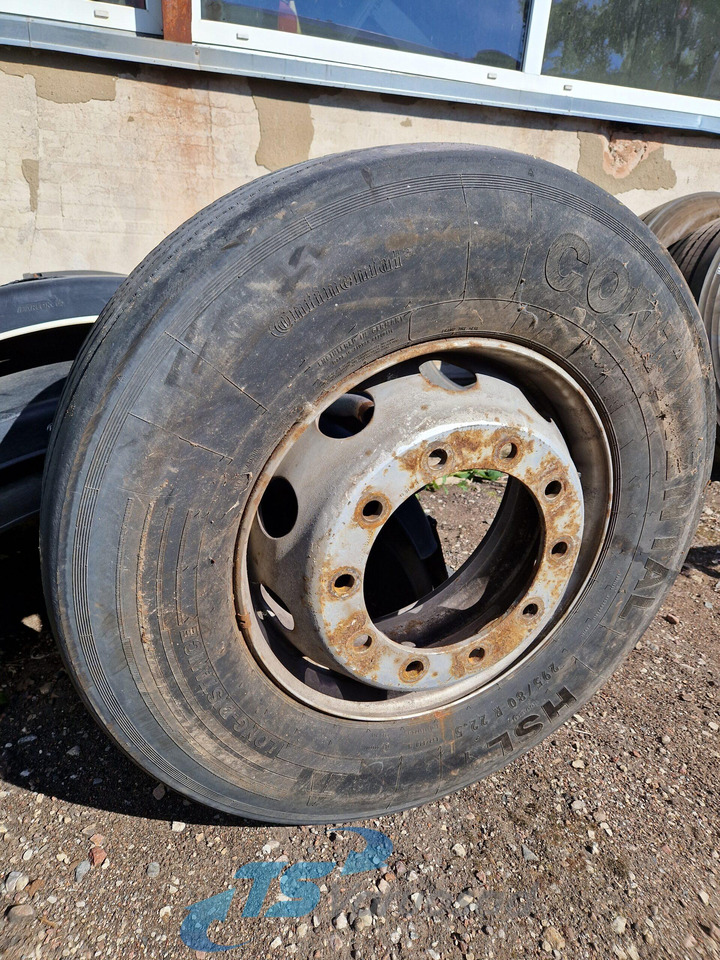Scania Continental HSL 295/80 R22,5 29580R225 - Pneus et jantes pour Camion: photos 1 Scania Continental HSL 295/80 R22,5 29580R225 - Pneus et jantes pour Camion: photos 1