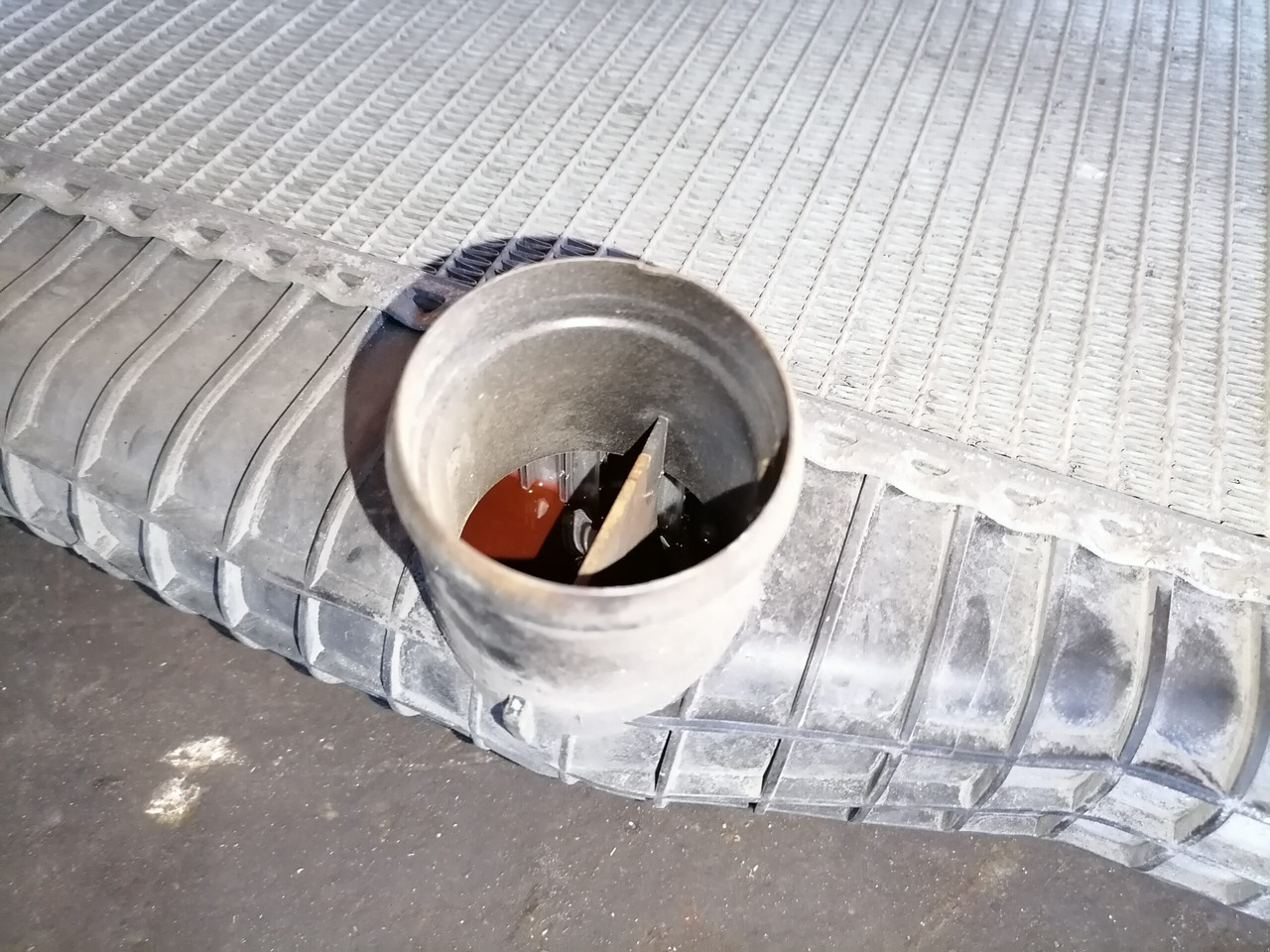 Scania Cooling radiator 1781365 - Radiateur pour Camion: photos 5 Scania Cooling radiator 1781365 - Radiateur pour Camion: photos 5