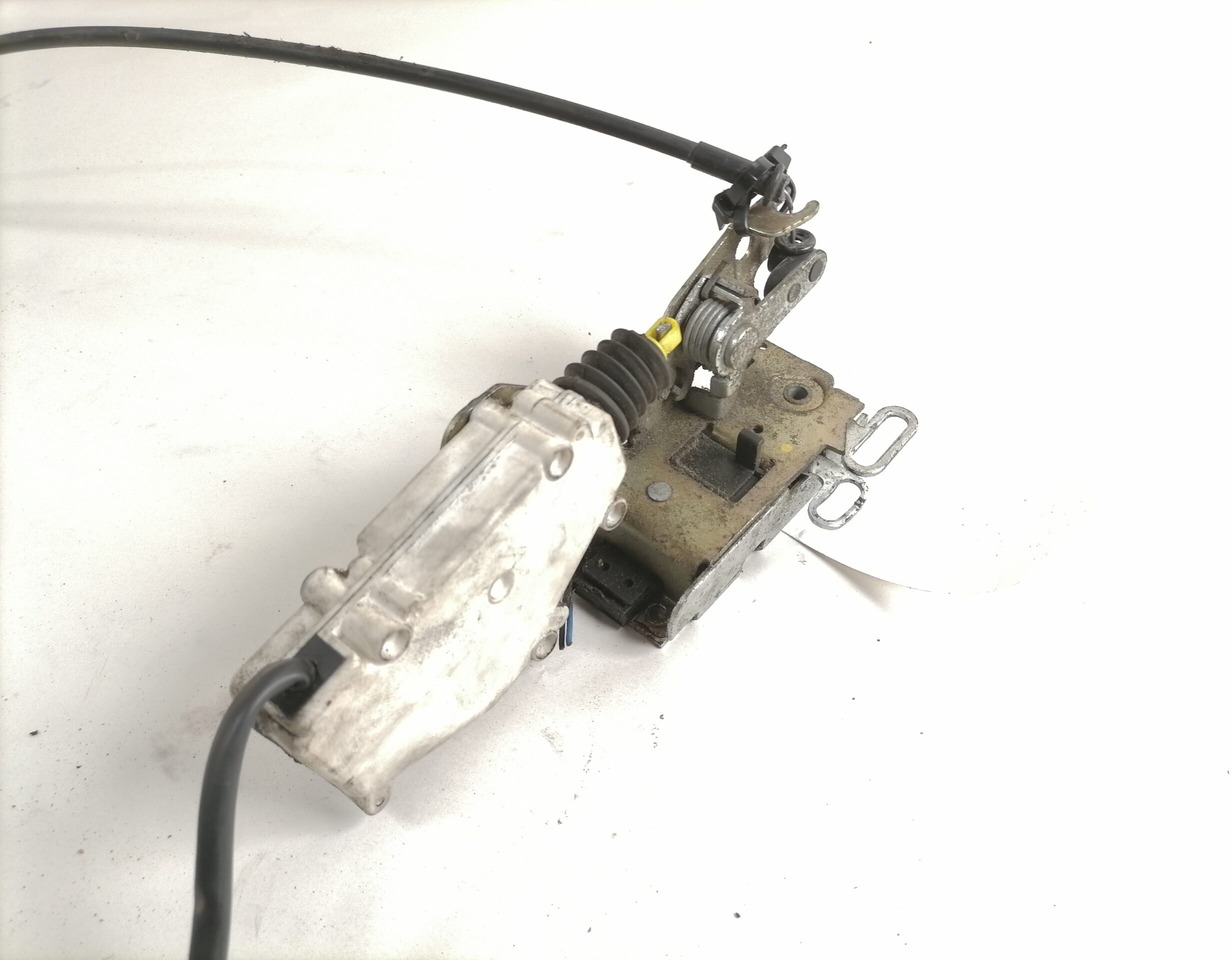 Scania Door lock 1940919 - Portière et pièces pour Camion: photos 4 Scania Door lock 1940919 - Portière et pièces pour Camion: photos 4