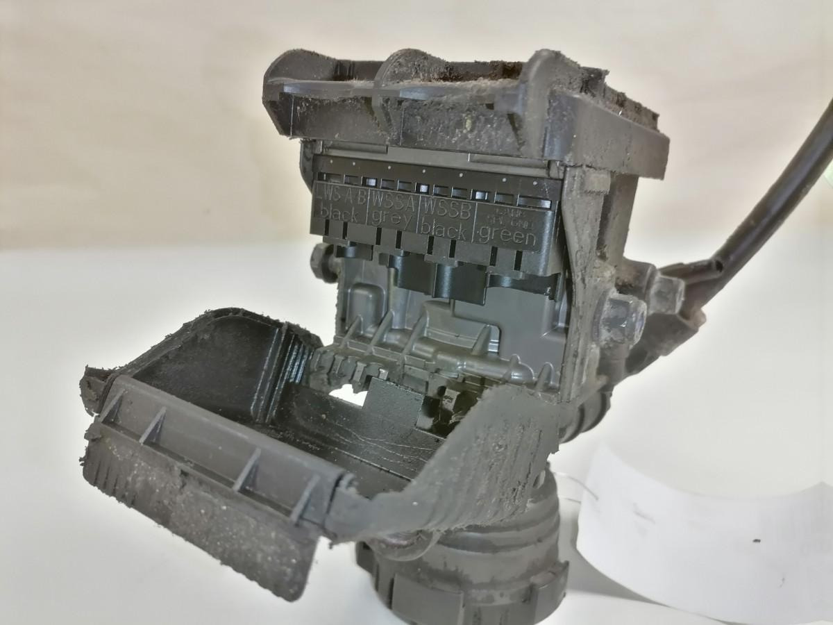 Scania EBS brake valve 2653379 - Valve de frein pour Camion: photos 3 Scania EBS brake valve 2653379 - Valve de frein pour Camion: photos 3