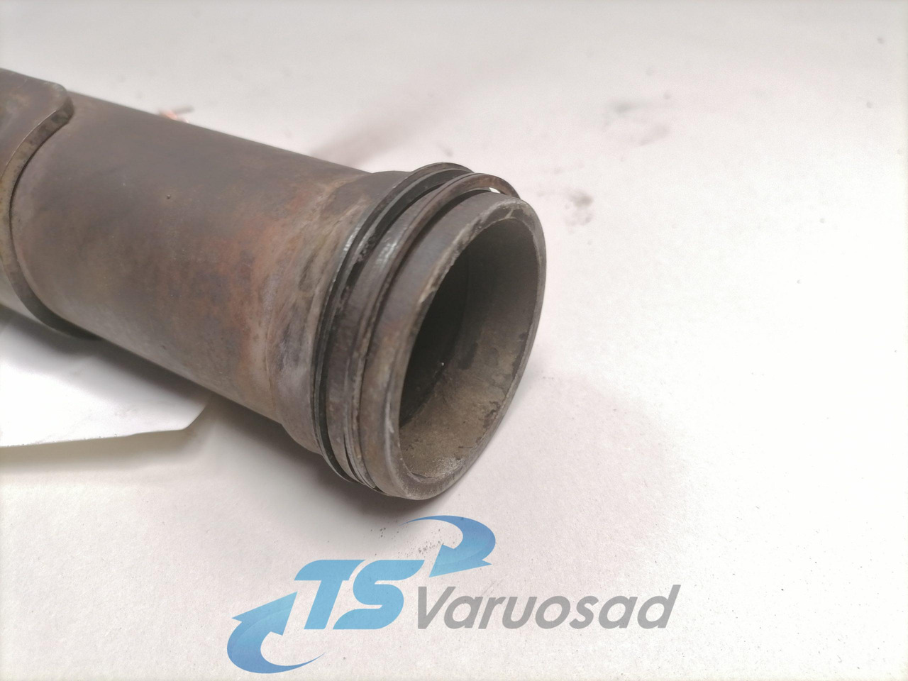 Scania EGR pipe 1528100 - Collecteur d'échappement pour Camion: photos 3 Scania EGR pipe 1528100 - Collecteur d'échappement pour Camion: photos 3