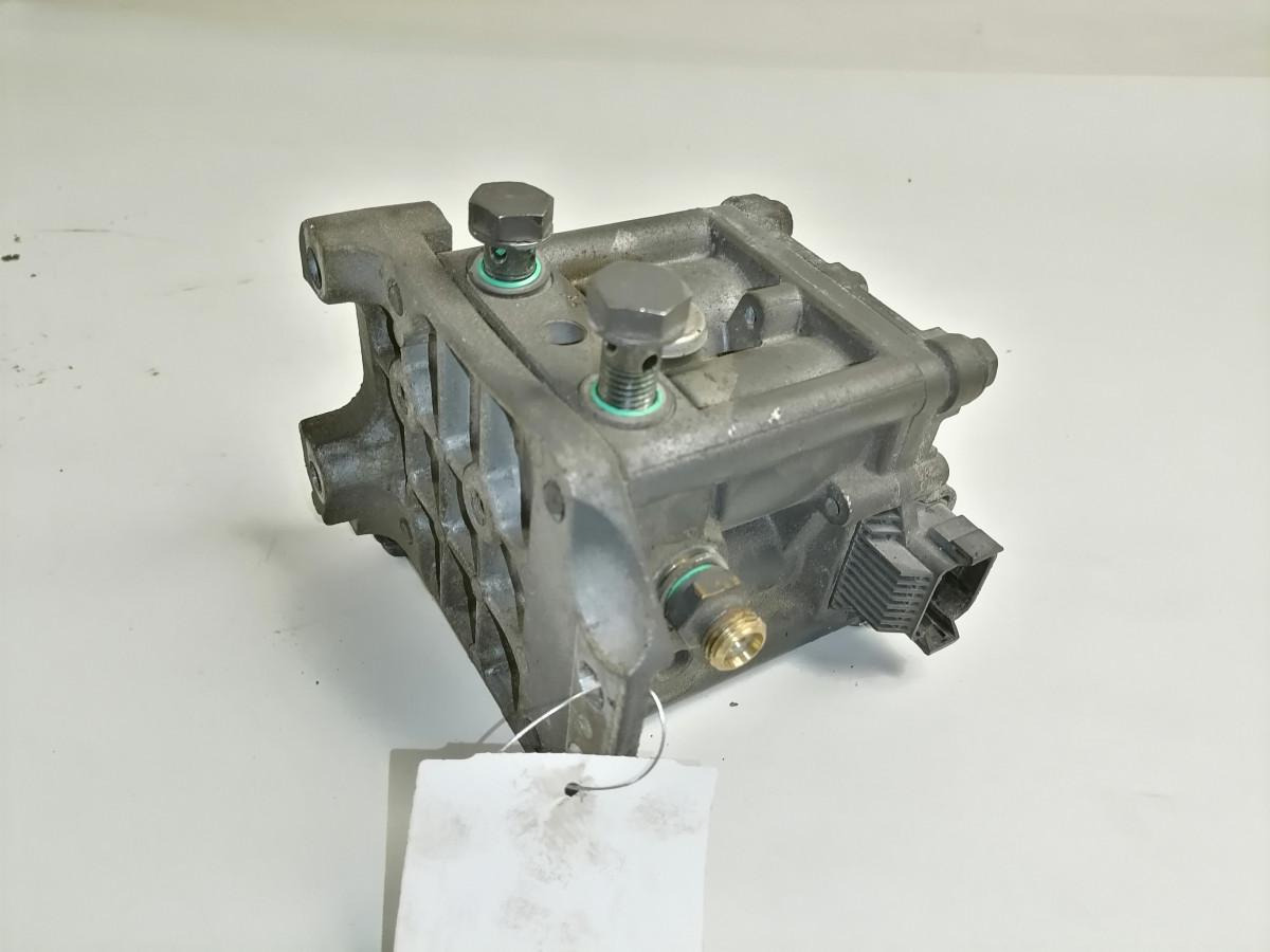 Scania EGR valve 2021085 - Système d'échappement pour Camion: photos 4 Scania EGR valve 2021085 - Système d'échappement pour Camion: photos 4