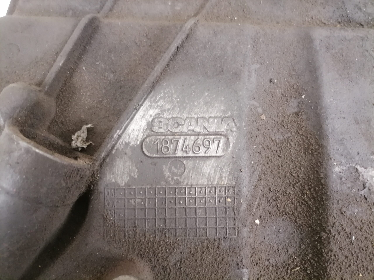 Scania Engine cooler cover 1874697 - Moteur et pièces pour Camion: photos 2 Scania Engine cooler cover 1874697 - Moteur et pièces pour Camion: photos 2