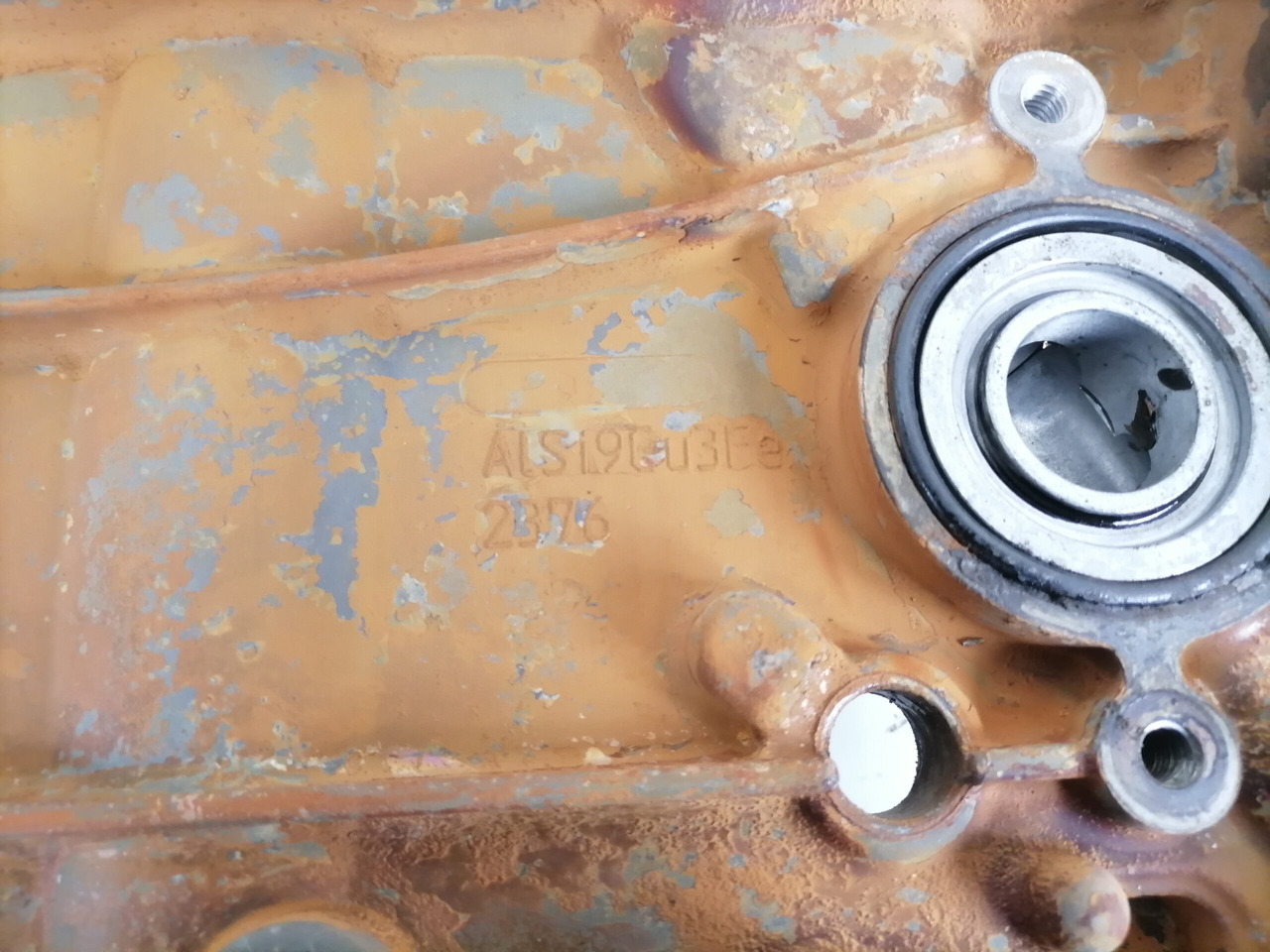 Scania Engine cooler cover 1874697 - Moteur et pièces pour Camion: photos 4 Scania Engine cooler cover 1874697 - Moteur et pièces pour Camion: photos 4