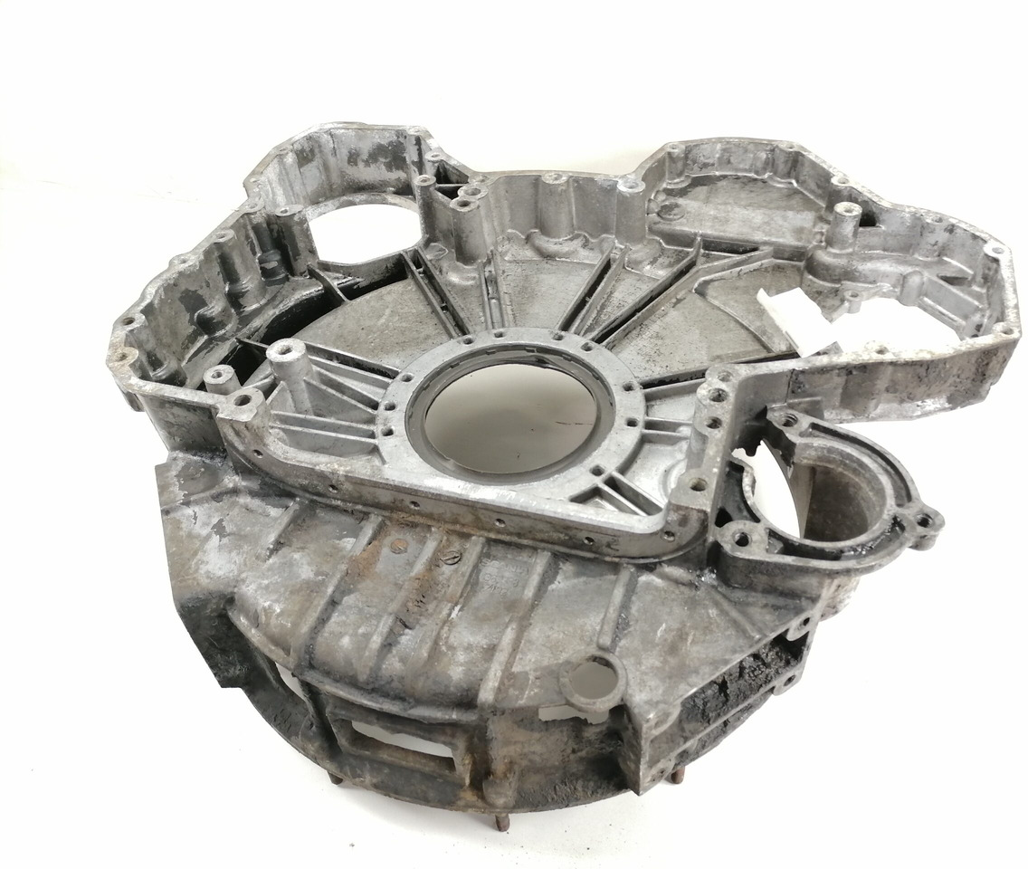 Scania Flywheel housing 1363968 - Volant moteur pour Camion: photos 2 Scania Flywheel housing 1363968 - Volant moteur pour Camion: photos 2