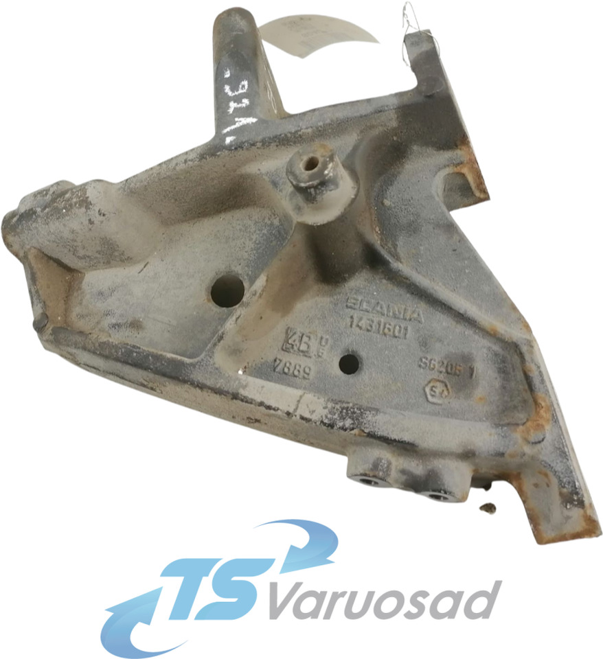 Scania Front bumper carrier 1431601 - Pare-chocs pour Camion: photos 1 Scania Front bumper carrier 1431601 - Pare-chocs pour Camion: photos 1