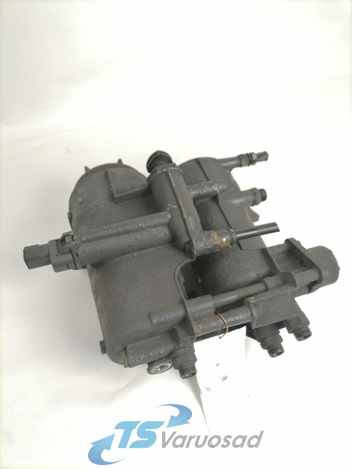 Scania Fuel filter unit 1863221 - Filtre à carburant pour Camion: photos 1 Scania Fuel filter unit 1863221 - Filtre à carburant pour Camion: photos 1