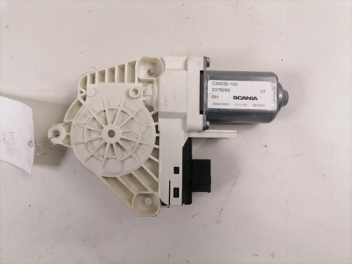 Scania Glass lift 2076265 - Fenêtre et pièces pour Camion: photos 3 Scania Glass lift 2076265 - Fenêtre et pièces pour Camion: photos 3