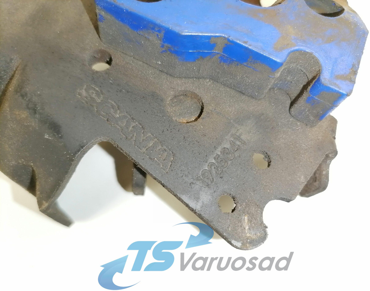 Scania Iluvõre lukk 1925341 - Calandre pour Camion: photos 2 Scania Iluvõre lukk 1925341 - Calandre pour Camion: photos 2