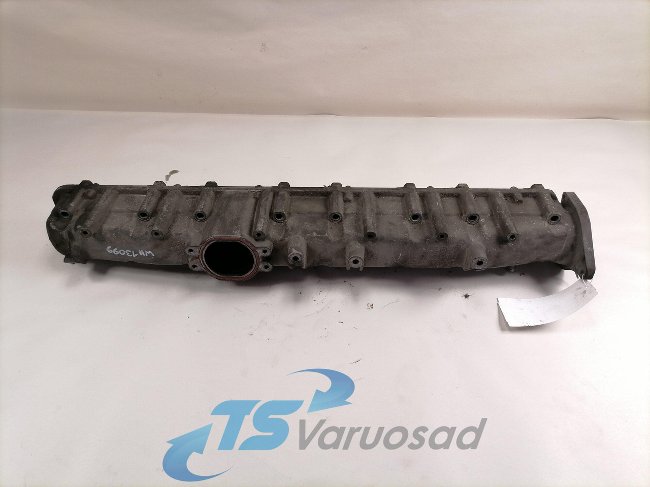 Scania Intake mainfold 1740199 - Collecteur d'admission pour Camion: photos 2 Scania Intake mainfold 1740199 - Collecteur d'admission pour Camion: photos 2