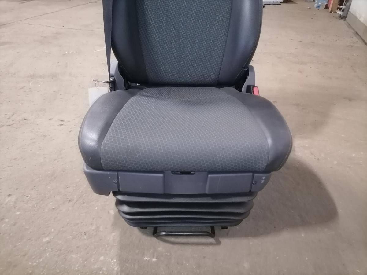 Scania Kaasreisija iste 2189640 - Siège pour Camion: photos 3 Scania Kaasreisija iste 2189640 - Siège pour Camion: photos 3