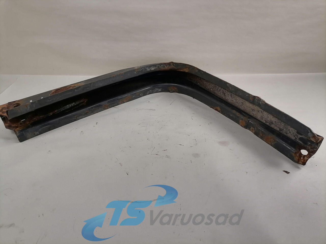 Scania Kütusepaagi kandur, Scania 1528907 - Réservoir de carburant pour Camion: photos 3 Scania Kütusepaagi kandur, Scania 1528907 - Réservoir de carburant pour Camion: photos 3