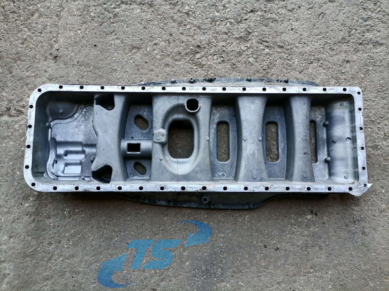 Scania Ladder frame 1762258 - Carter d'huile pour Camion: photos 4 Scania Ladder frame 1762258 - Carter d'huile pour Camion: photos 4