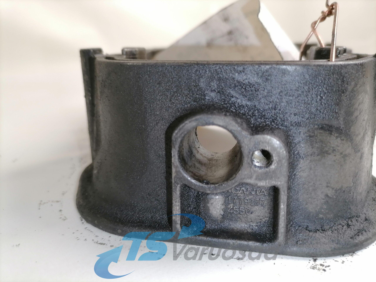 Scania Ladder frame 1779107 - Culasse pour Camion: photos 3 Scania Ladder frame 1779107 - Culasse pour Camion: photos 3