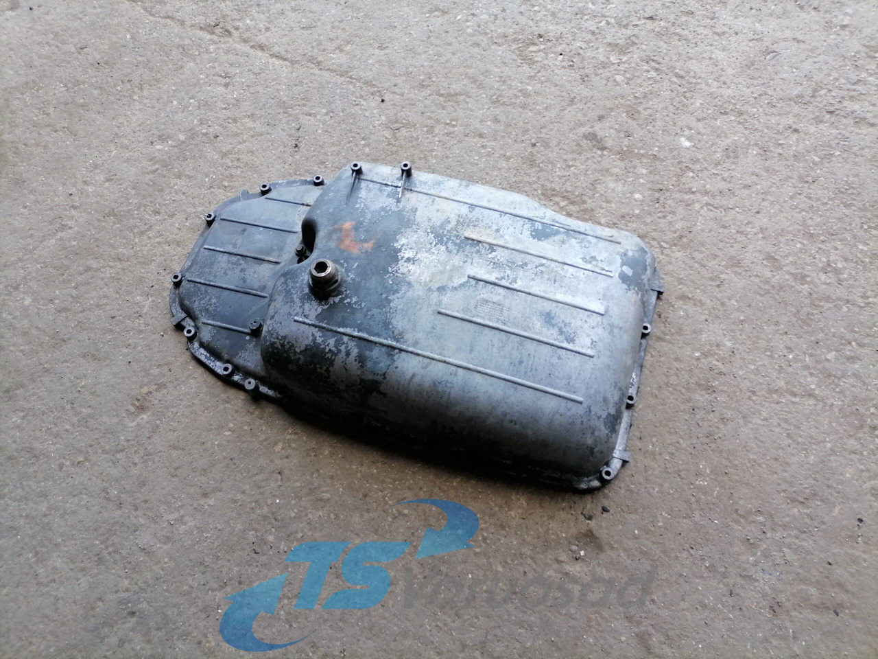 Scania Oil sump 1762255 - Carter d'huile pour Camion: photos 1 Scania Oil sump 1762255 - Carter d'huile pour Camion: photos 1