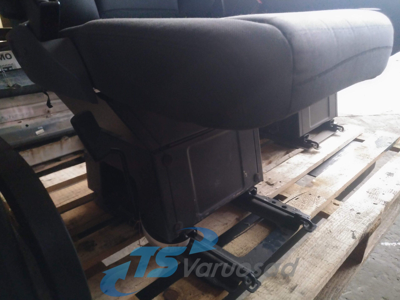 Scania Passenger seat - Siège pour Camion: photos 3 Scania Passenger seat - Siège pour Camion: photos 3