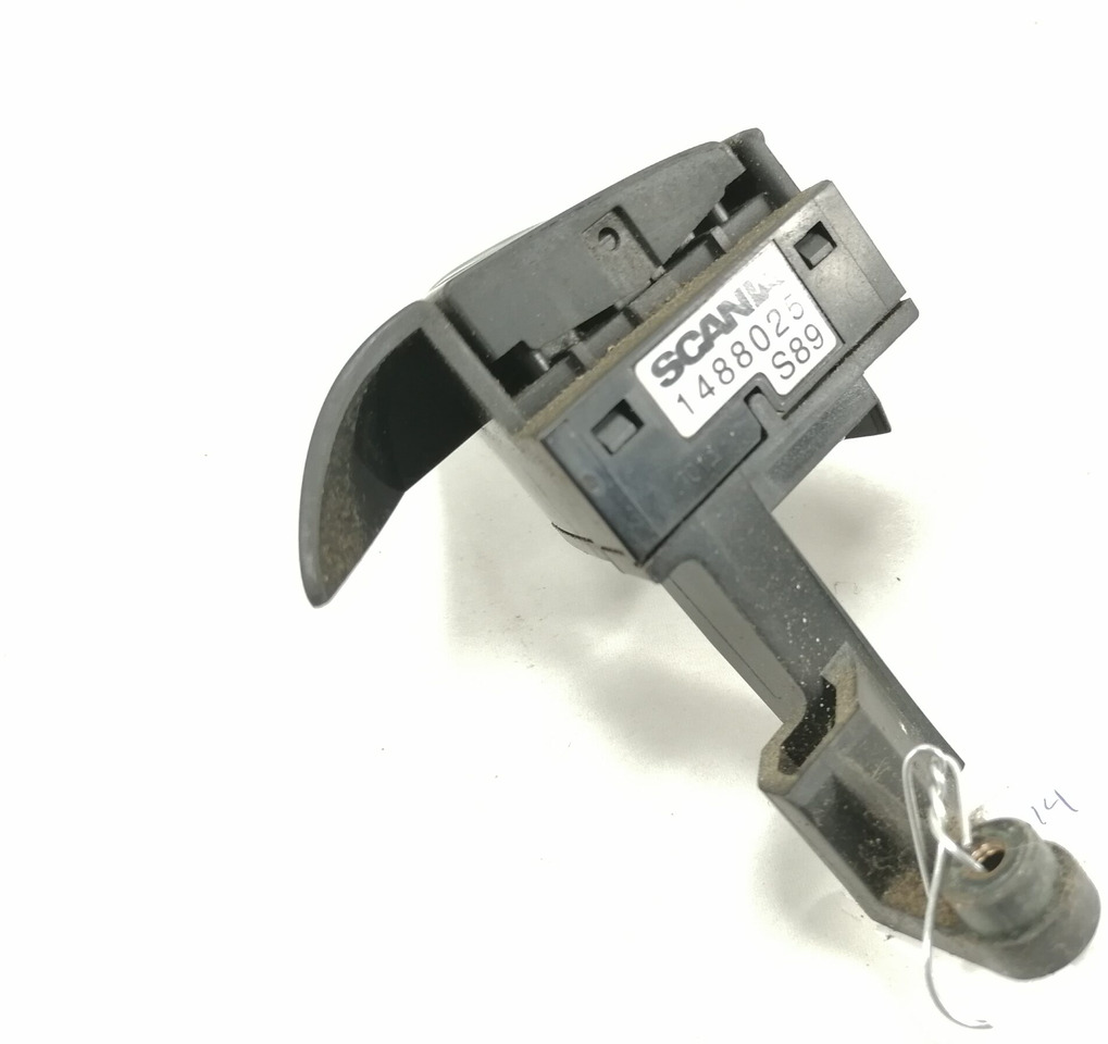 Scania Roolinupp 1488025 - Commande de gouvernail pour Camion: photos 2 Scania Roolinupp 1488025 - Commande de gouvernail pour Camion: photos 2