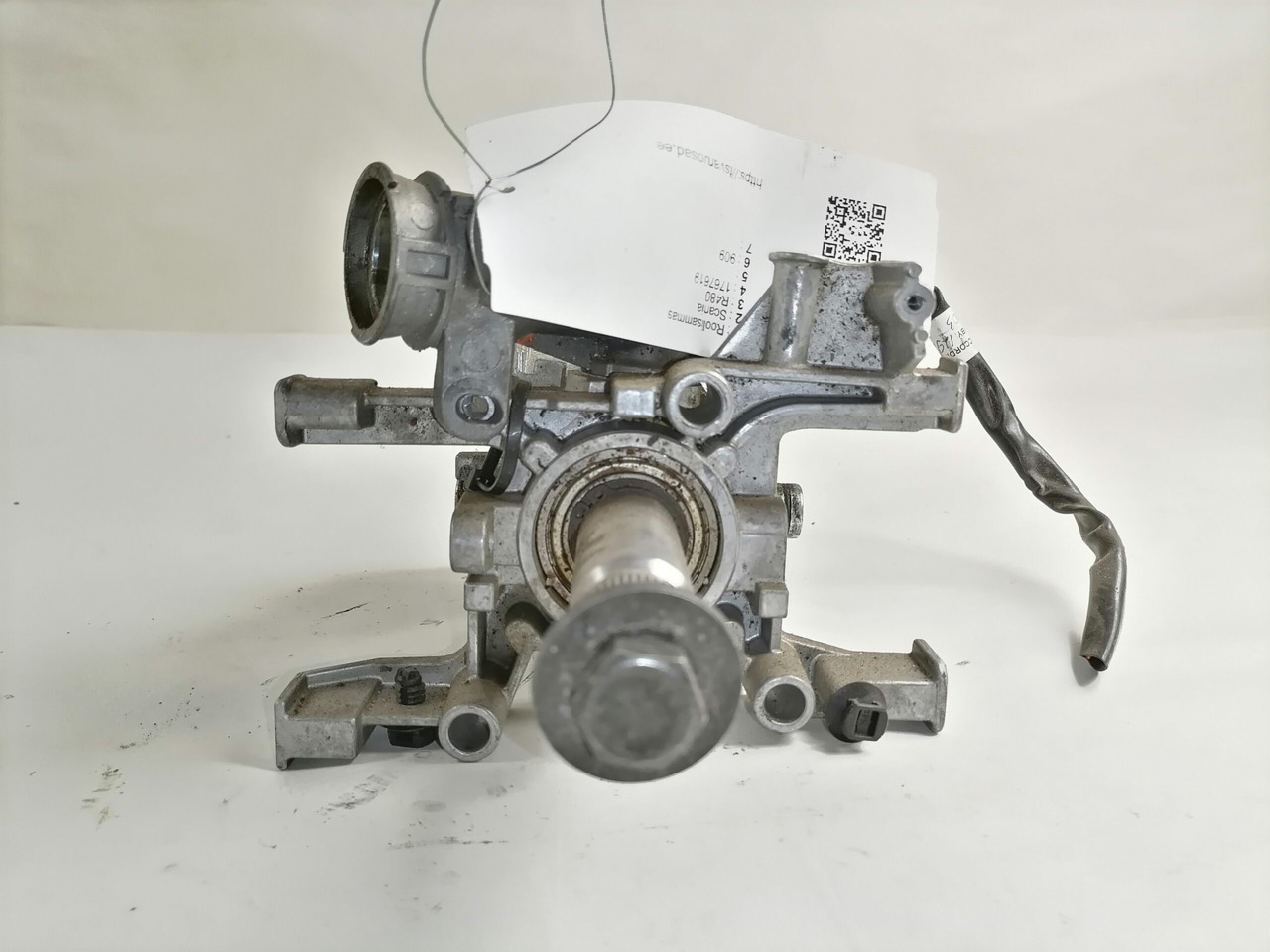 Scania Roolisammas 1767619 - Colonne de direction pour Camion: photos 3 Scania Roolisammas 1767619 - Colonne de direction pour Camion: photos 3