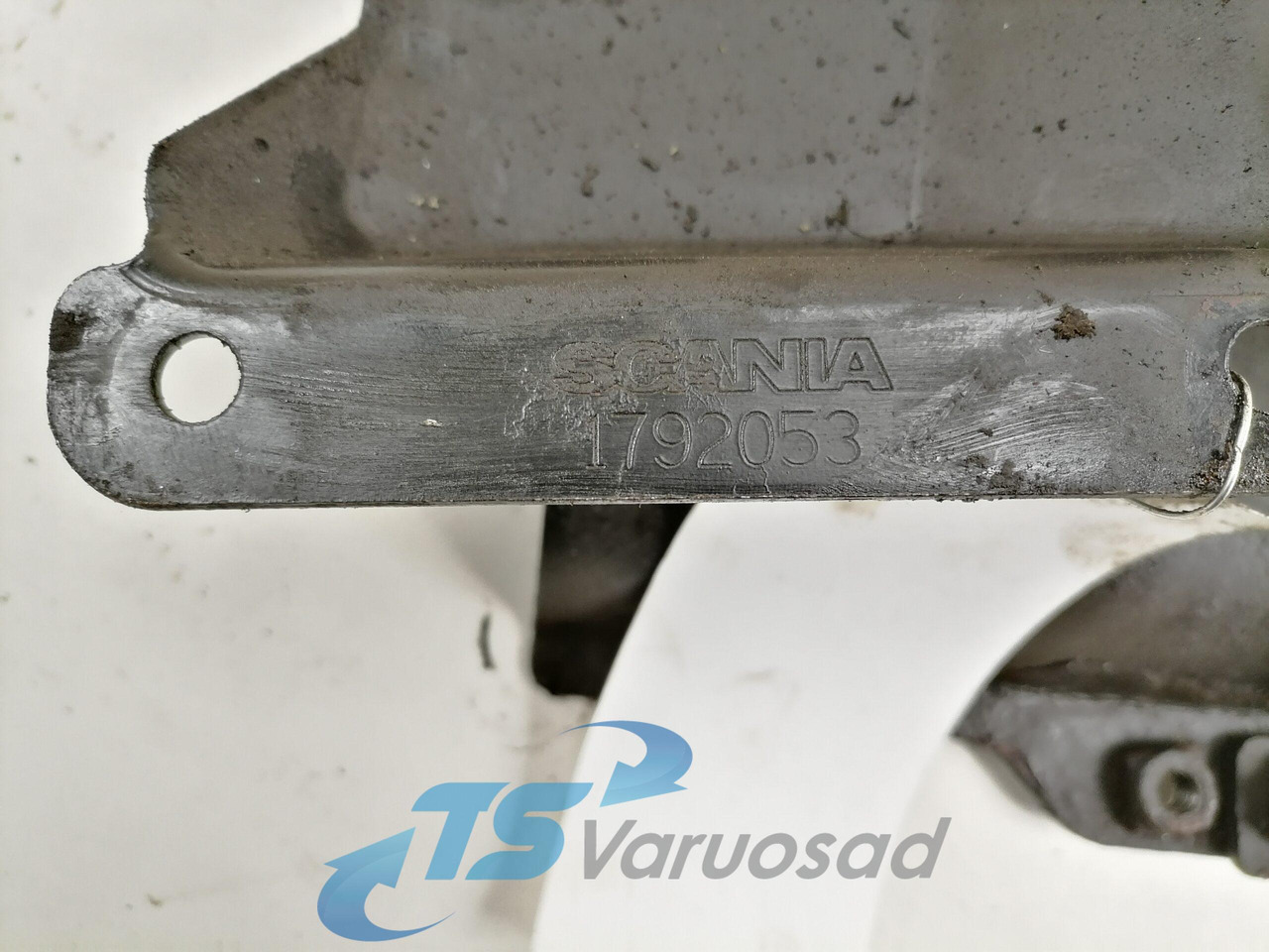 Scania Roolisüsteemi õlimahuti kandur 1792053 - Tuyau de direction pour Camion: photos 2 Scania Roolisüsteemi õlimahuti kandur 1792053 - Tuyau de direction pour Camion: photos 2