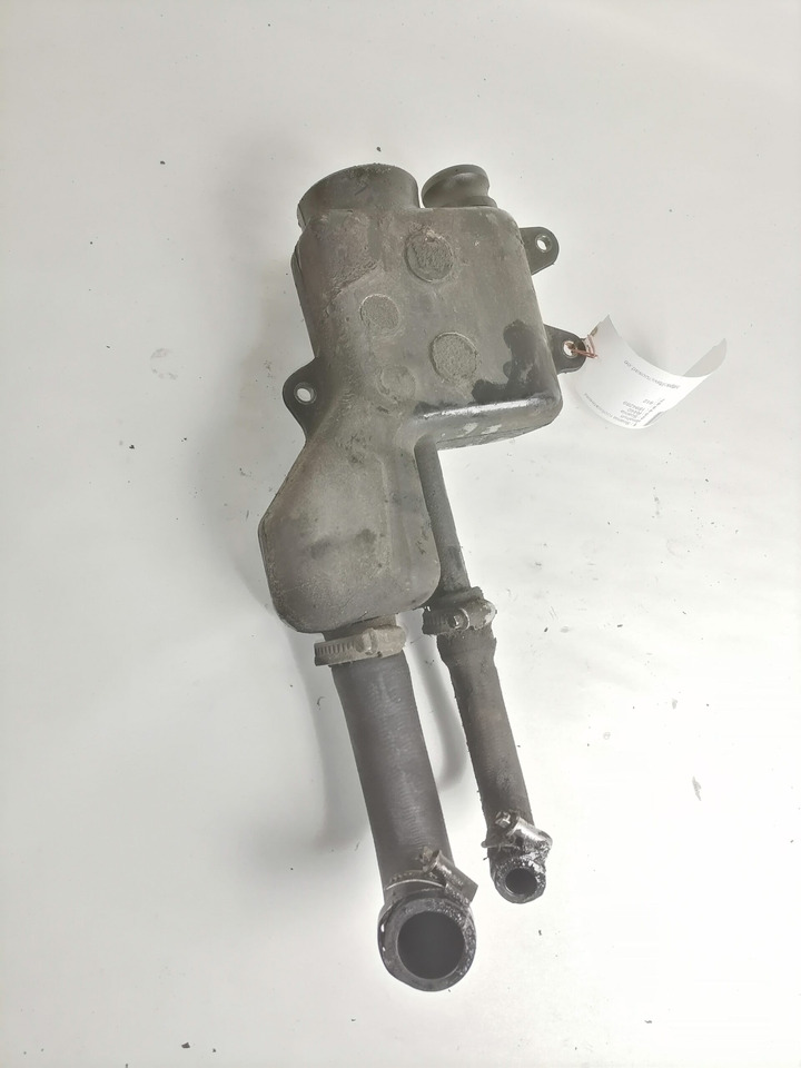 Scania Scania steering oil tank 1894289 - Tuyau de direction pour Camion: photos 4 Scania Scania steering oil tank 1894289 - Tuyau de direction pour Camion: photos 4