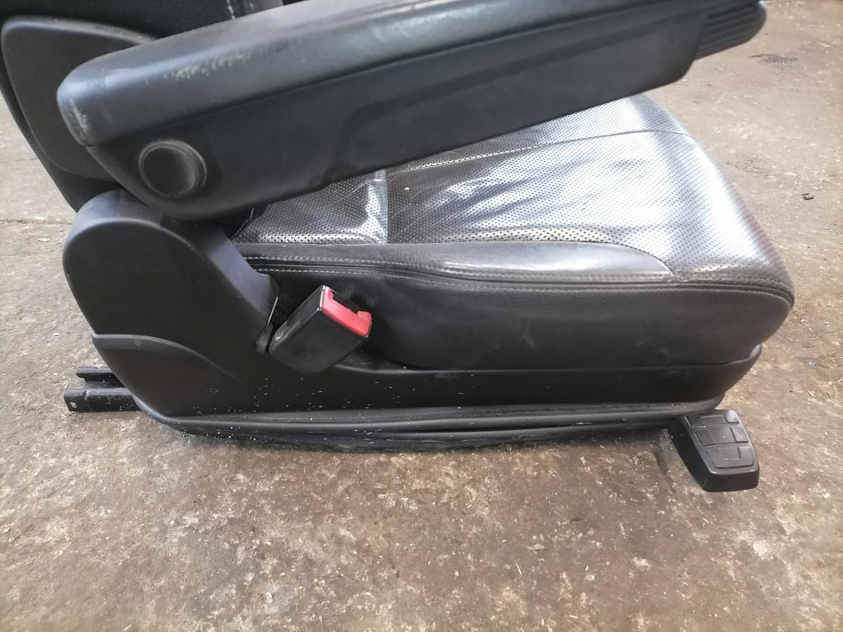 Scania Seat 2601037 - Siège pour Camion: photos 4 Scania Seat 2601037 - Siège pour Camion: photos 4