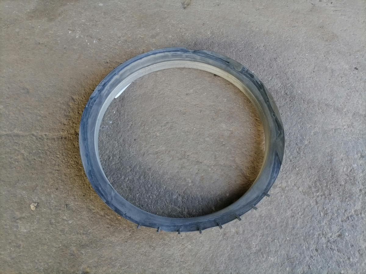 Scania Ventilaatori metallrõngas 1788048 - Radiateur pour Camion: photos 3 Scania Ventilaatori metallrõngas 1788048 - Radiateur pour Camion: photos 3