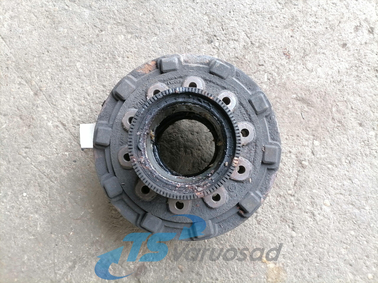 Scania Wheel hub 1382884 - Moyeu pour Camion: photos 4 Scania Wheel hub 1382884 - Moyeu pour Camion: photos 4