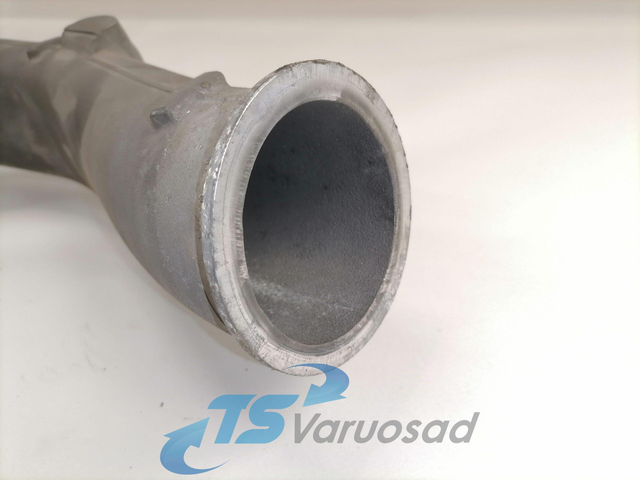 Scania intercooler pipe 1812885 - Intercooler pour Camion: photos 3 Scania intercooler pipe 1812885 - Intercooler pour Camion: photos 3