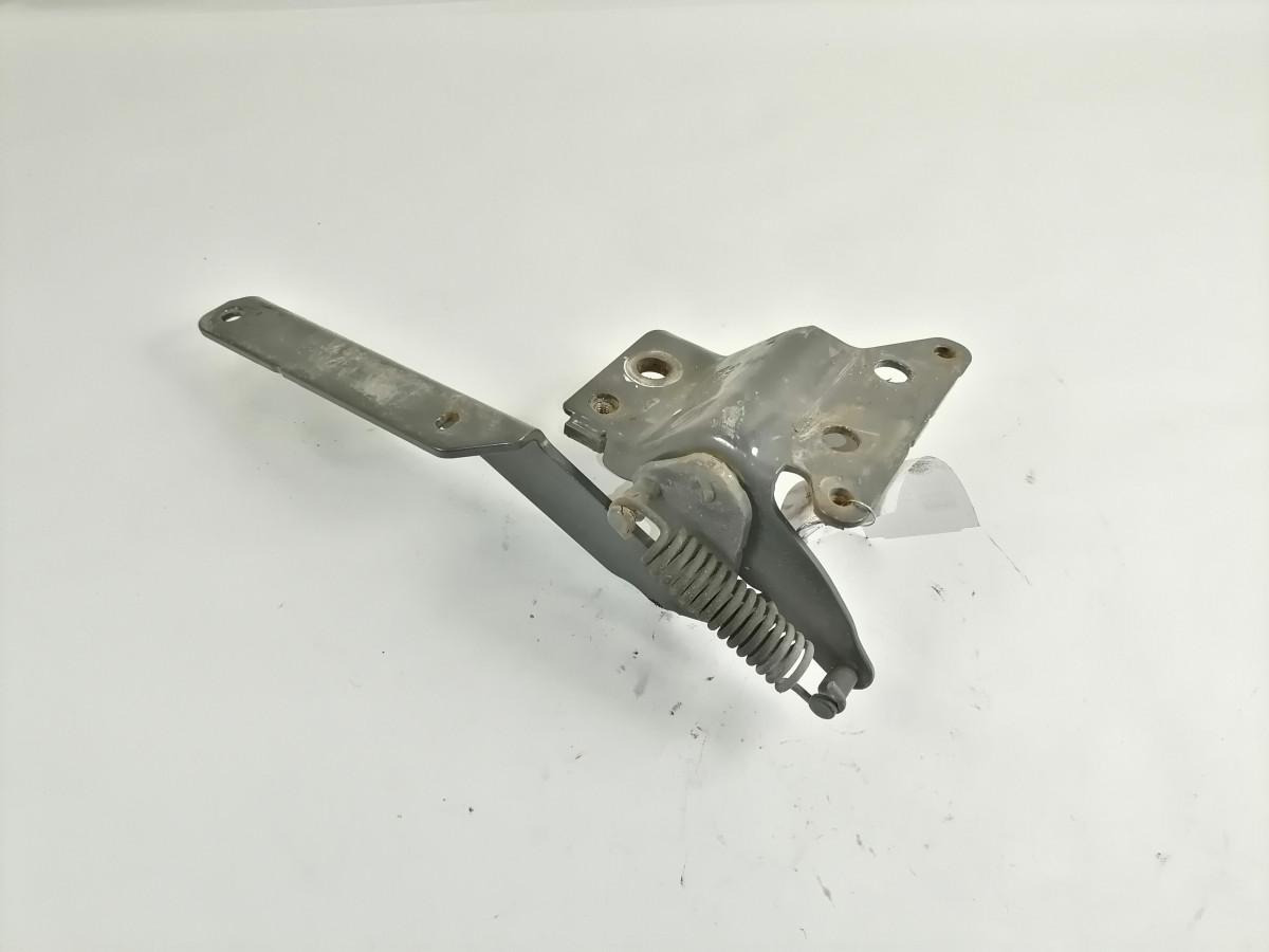 Scania lower grille carrier hinge 1785546 - Calandre pour Camion: photos 3 Scania lower grille carrier hinge 1785546 - Calandre pour Camion: photos 3