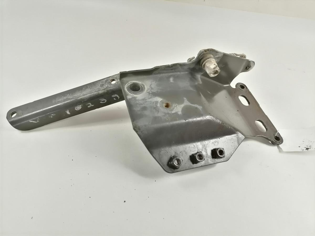 Scania lower grille carrier hinge 1785549 - Calandre pour Camion: photos 3 Scania lower grille carrier hinge 1785549 - Calandre pour Camion: photos 3