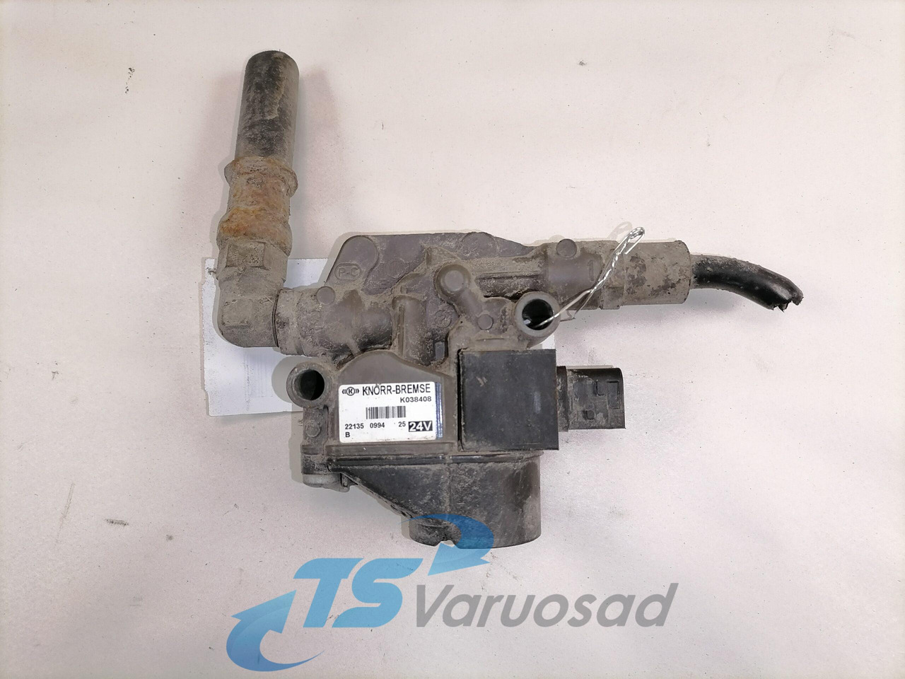 Volvo ABS brake valve K038408 - Valve de frein pour Camion: photos 3 Volvo ABS brake valve K038408 - Valve de frein pour Camion: photos 3