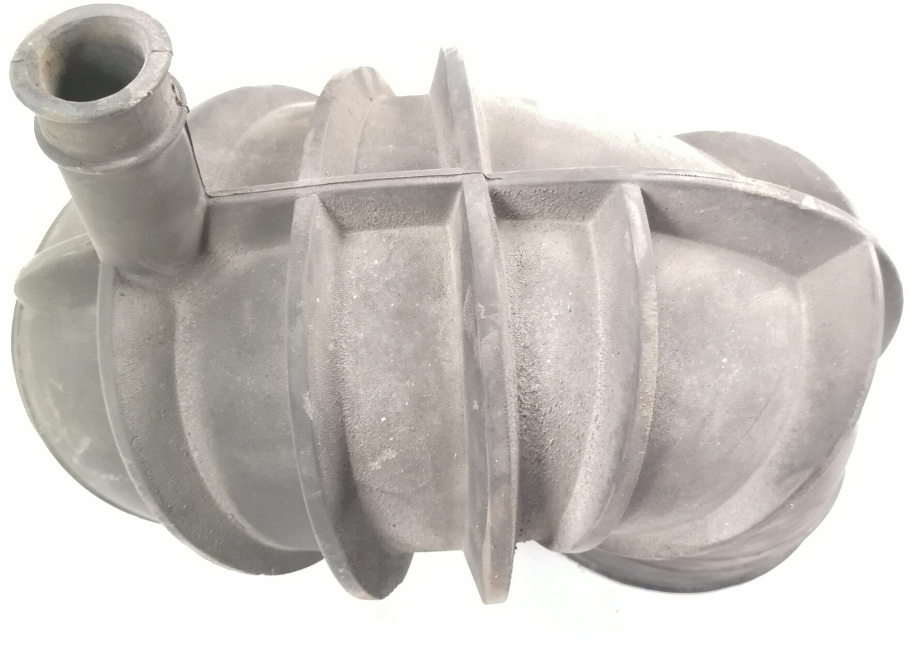 Volvo Air intake 8149119 - Système d'admission d'air pour Camion: photos 4 Volvo Air intake 8149119 - Système d'admission d'air pour Camion: photos 4