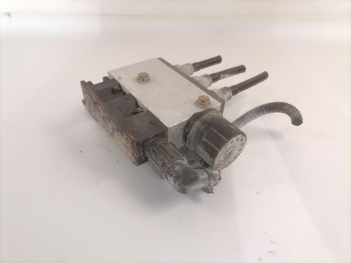 Volvo Air pressure control valve 4518591310220 - Valve de frein pour Camion: photos 3 Volvo Air pressure control valve 4518591310220 - Valve de frein pour Camion: photos 3