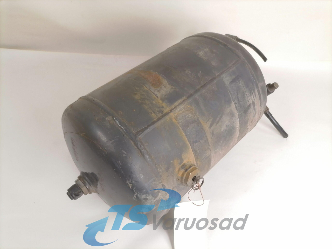 Volvo Air tank 20772295 - Pièce universelle pour Camion: photos 1 Volvo Air tank 20772295 - Pièce universelle pour Camion: photos 1